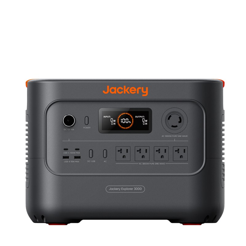 Jackery ポータブル電源 3000 Newの正面。ディスプレイと複数のコンセントが並ぶ
